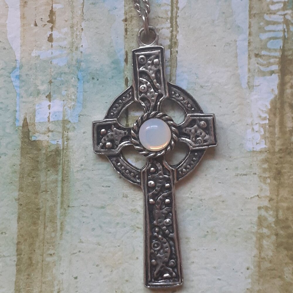 Vintage Celtic Cross Necklace